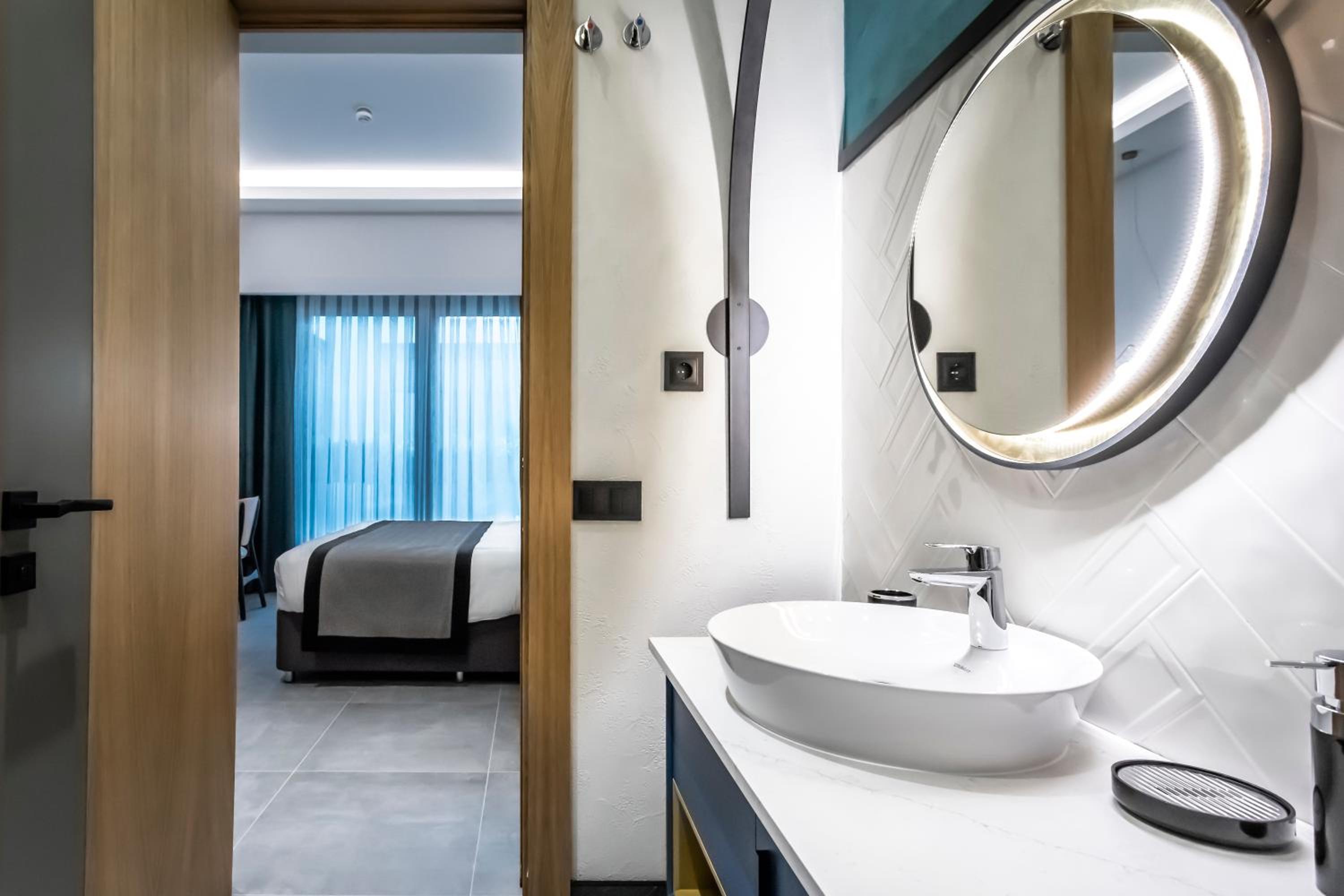 PAMPHYLIA HOTEL 49/50