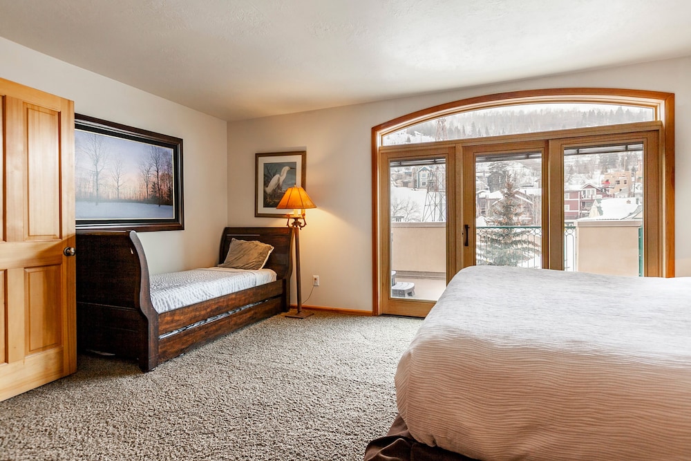 The Caledonian By All Seasons Resort Lodging 36/80