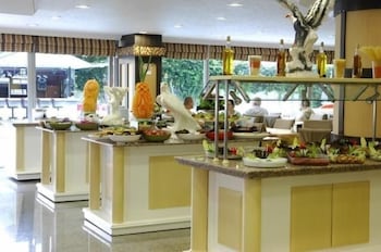 Sealine Hotel 9/22