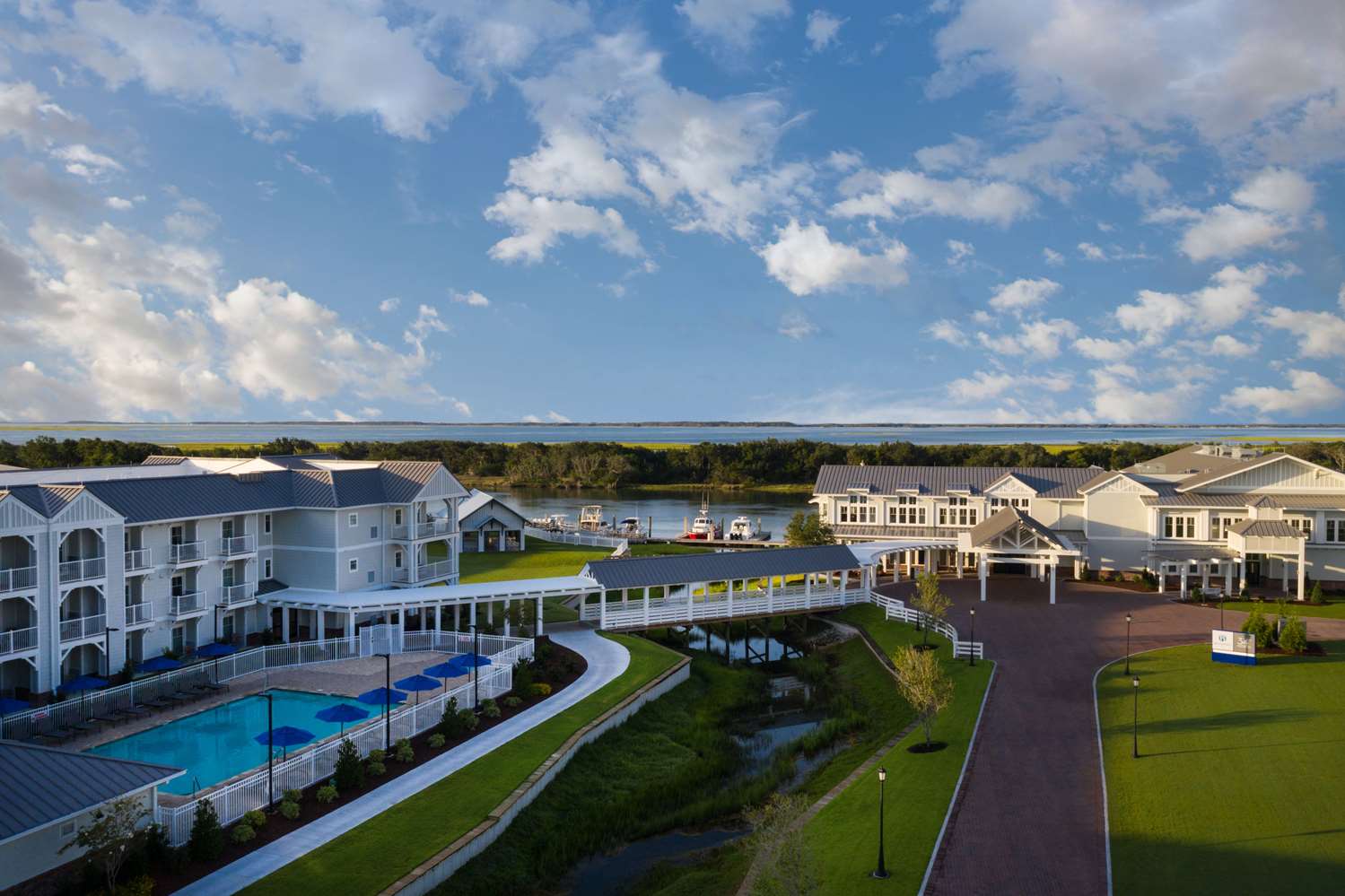 Beaufort Hotel NC 46/48