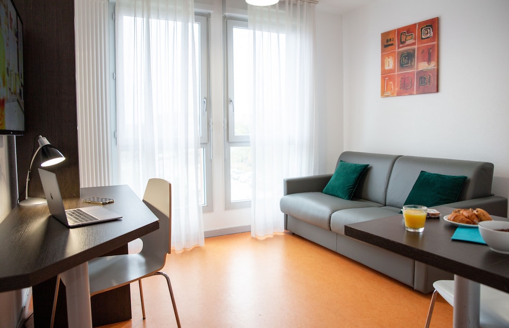 Comfort Aparthotel Besancon Hauts du Chazal 38/54