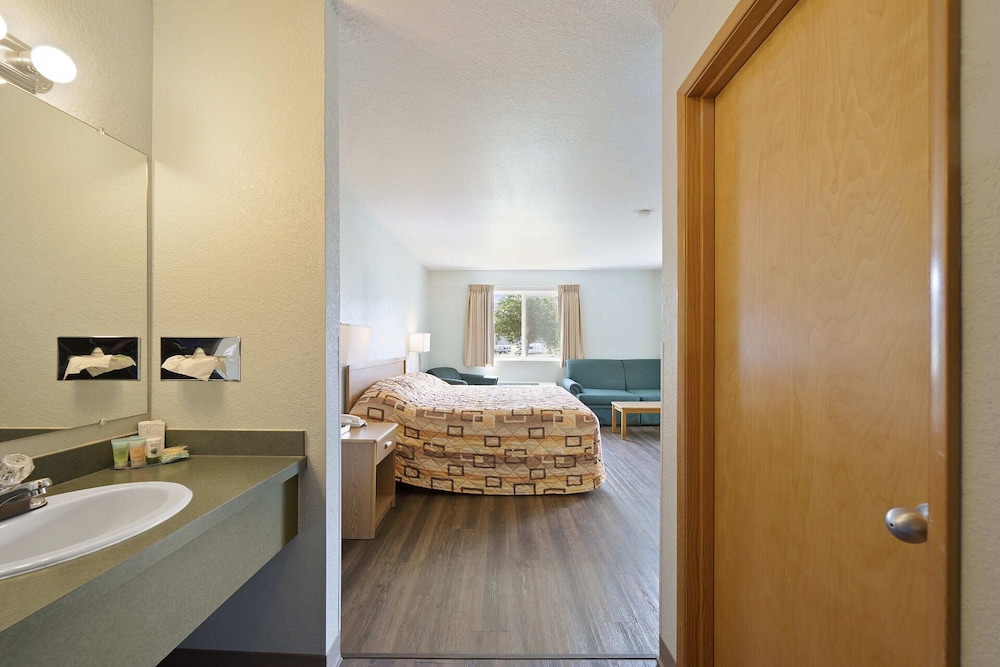 Econo Lodge 11/59