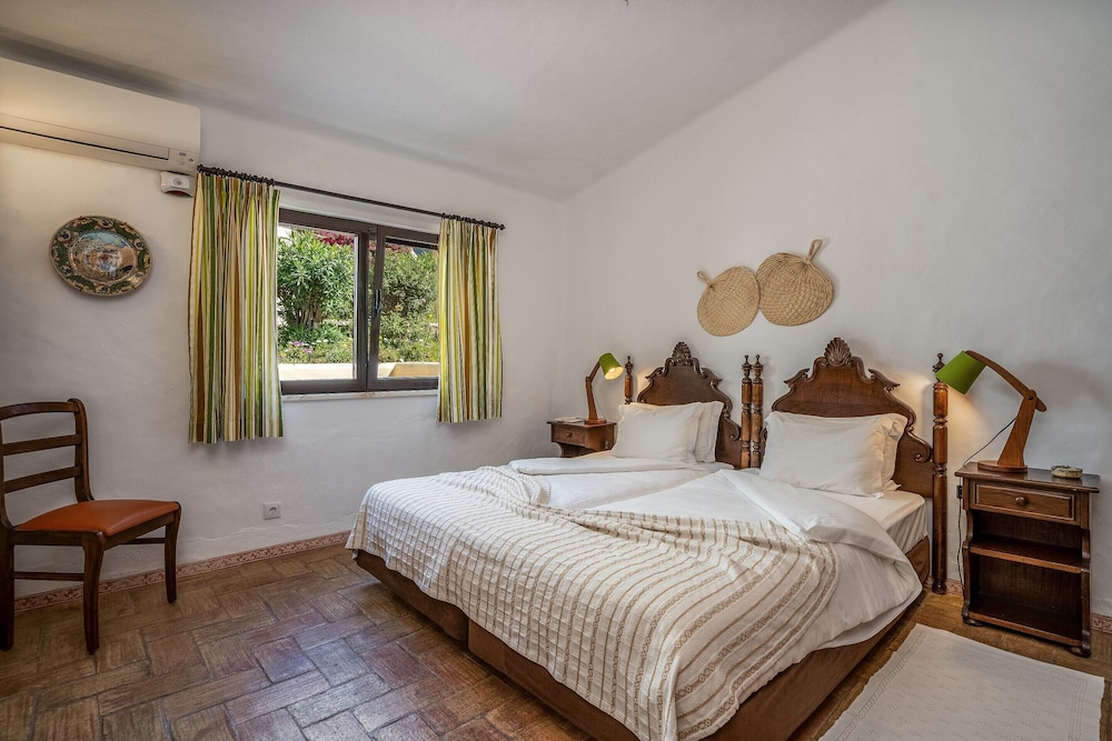 2 BEDROOMS, BUNGALOW, SEA VIEW