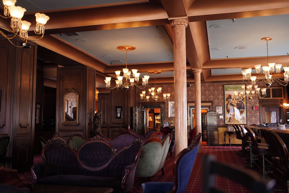 Mizpah Hotel 26/38