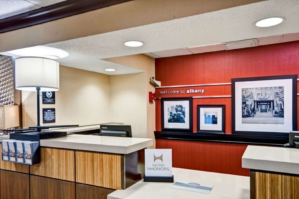 Hampton Inn Albany-Wolf Road photo5