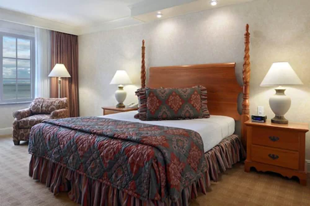 Bay Landing Hotel 11/55