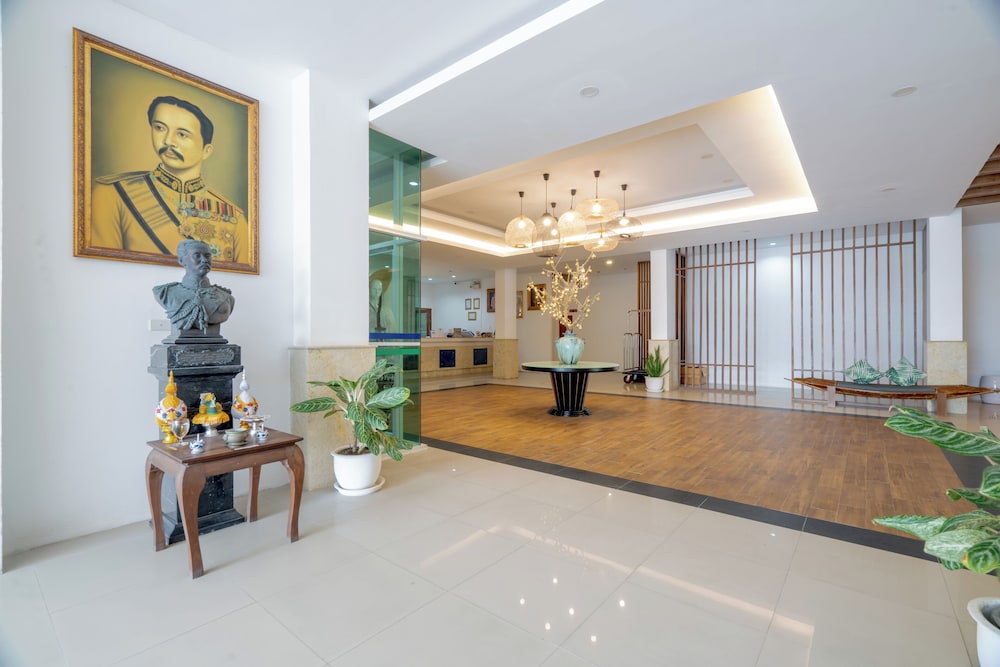 Lobby at Blue Beach Grand Resort and Spa, Rawai