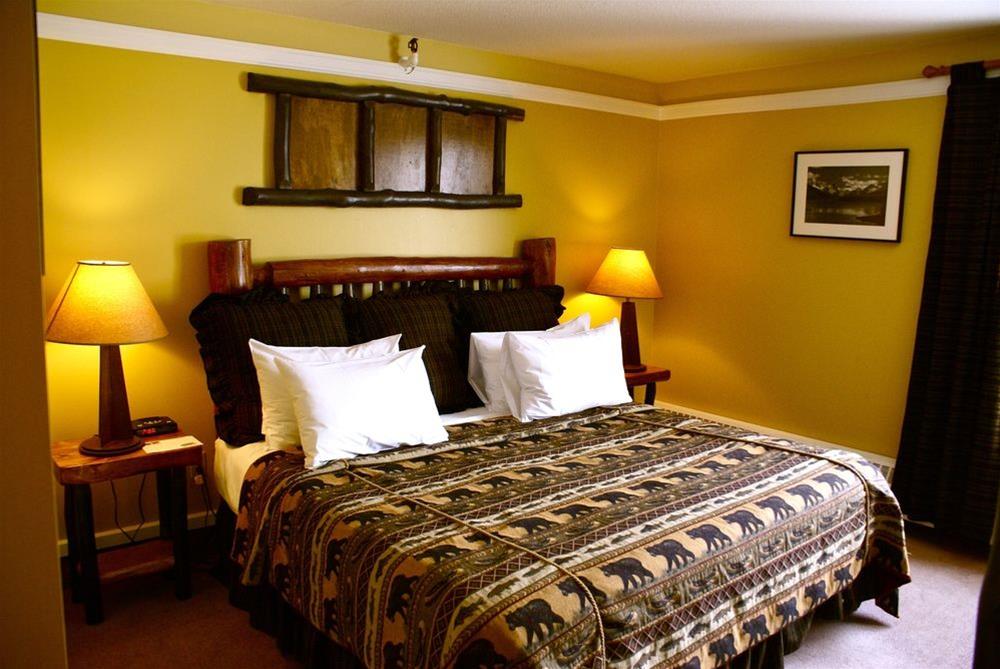 Astoria Hotel 5/50