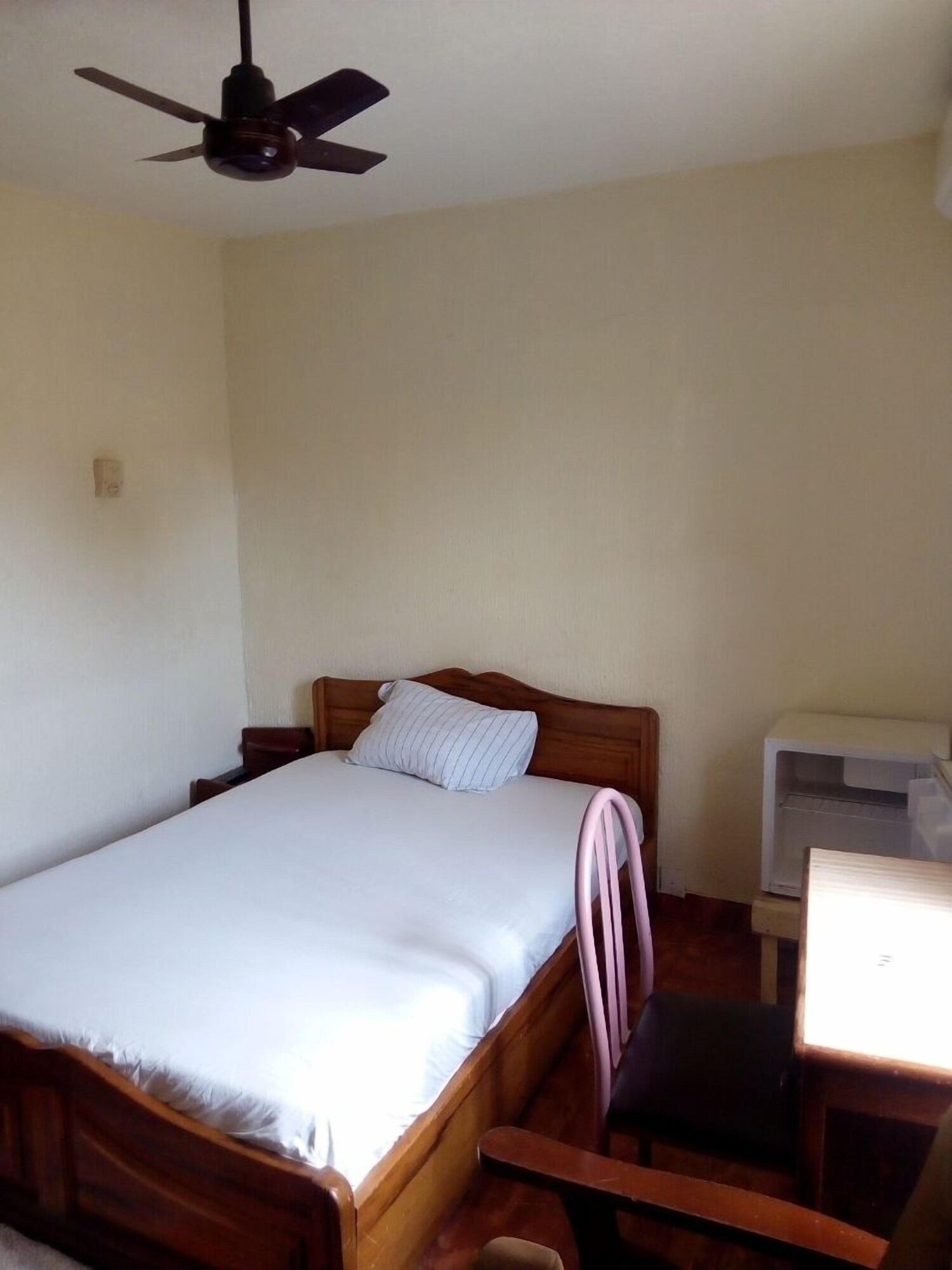 ROOM, SINGLE, SINGLE BED, ACCESSIBLE