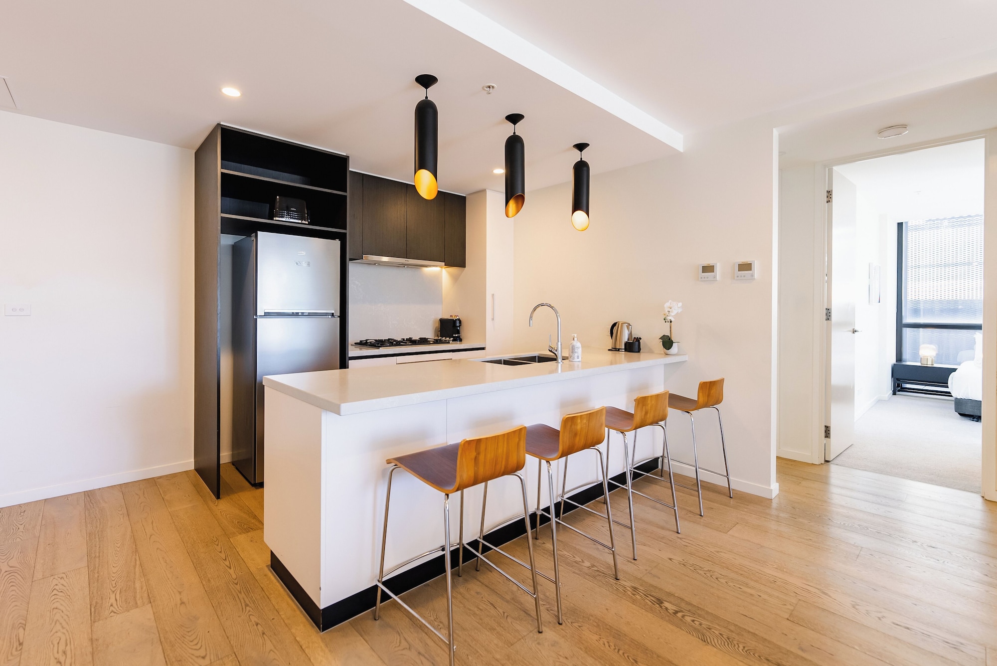 2 Bedrooms, Sub Penthouse, 2 Queen Beds, Melbourne City Apartments - Teri 2/6