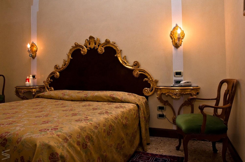 Hotel San Cassiano Residenza D epoca Ca favretto 33/55