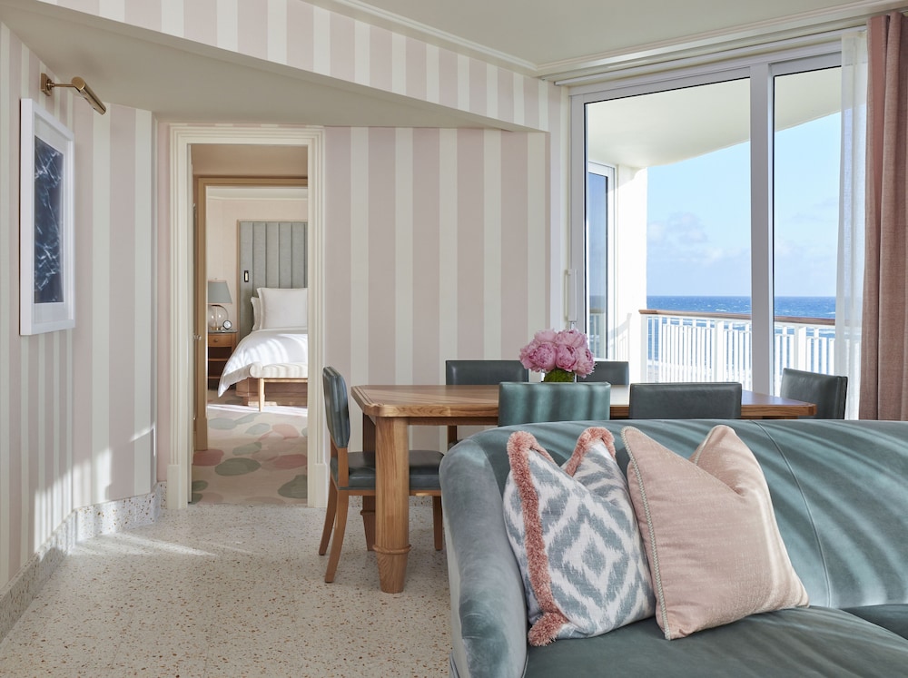 Four Seasons Resort Palm Beach 10/41