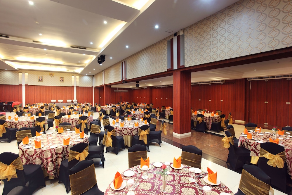 GRAND HATIKA HOTEL 45/59