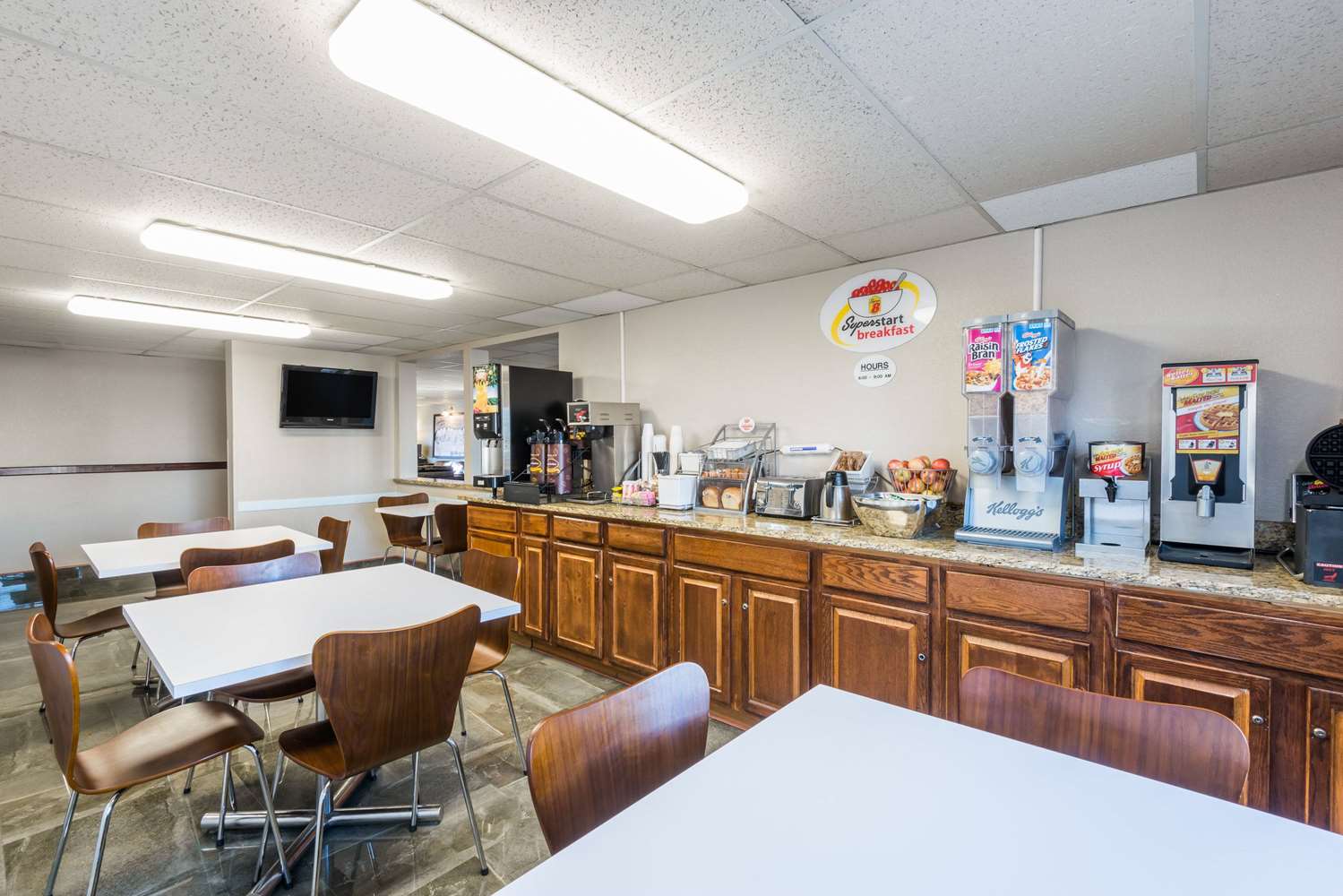 Super 8 by Wyndham Henderson North East Denver 21/26