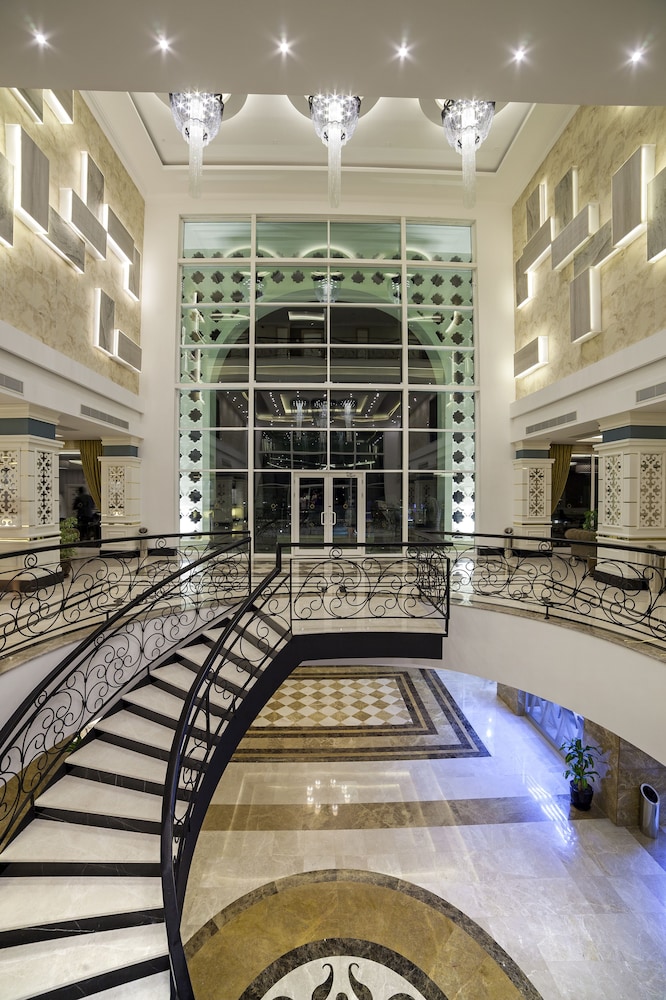 Karmir Resort And Spa Hotel 7/50