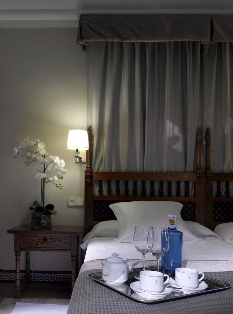 Parador De Carmona 25/40