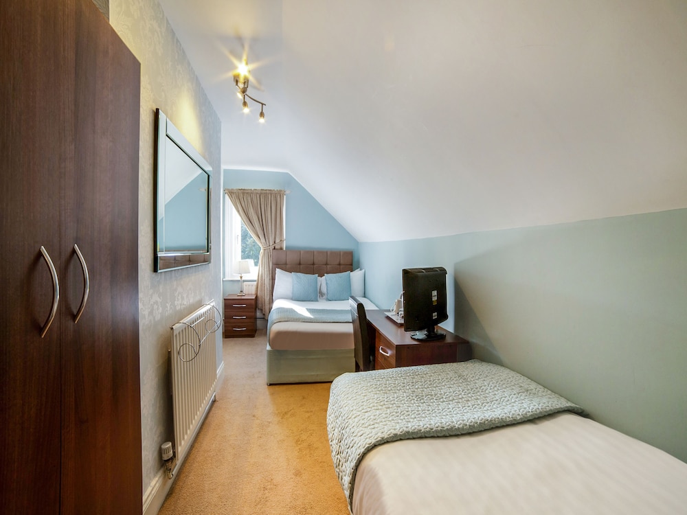 The Lemonfield Hotel 16/39