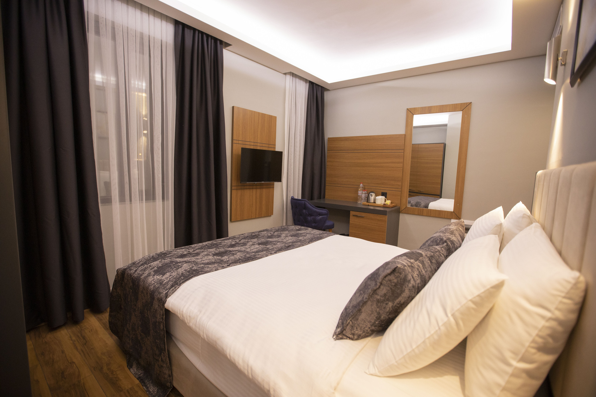Divares Luxury Hotel 5/23