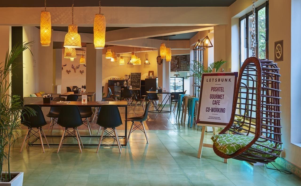 Letsbunk Poshtel 23/28