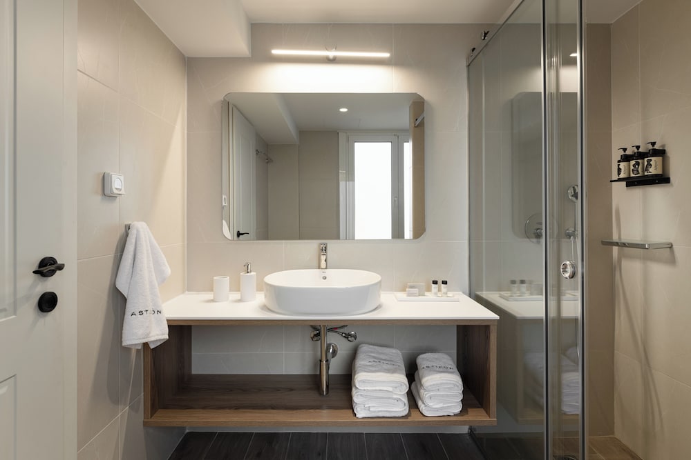 Astikon Xenofontos Suites 48/50
