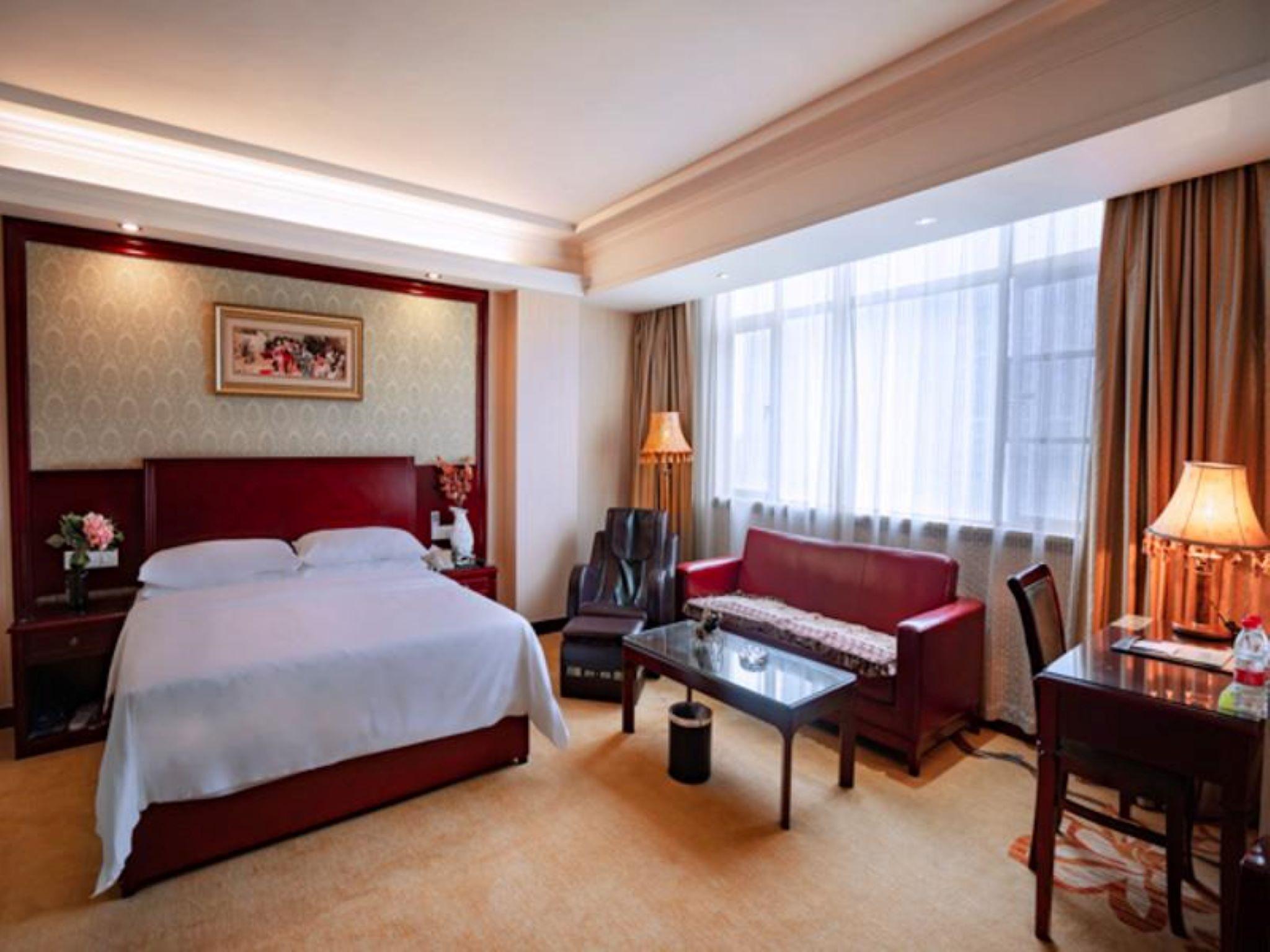 Vienna Hotel Huizhou Zhongkai Avenue 21/48