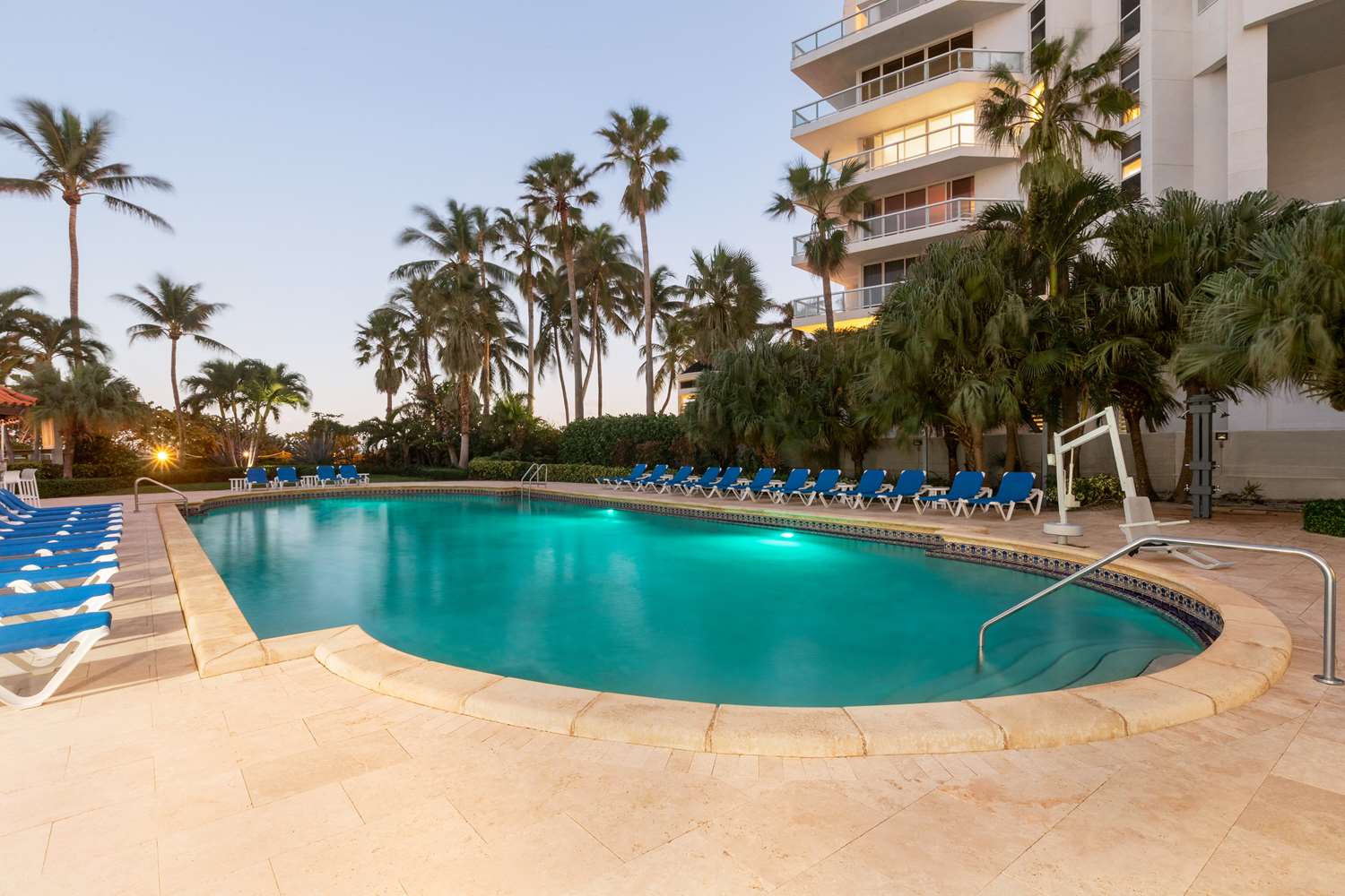 Lexington by Hotel RL Miami Beach 51/52