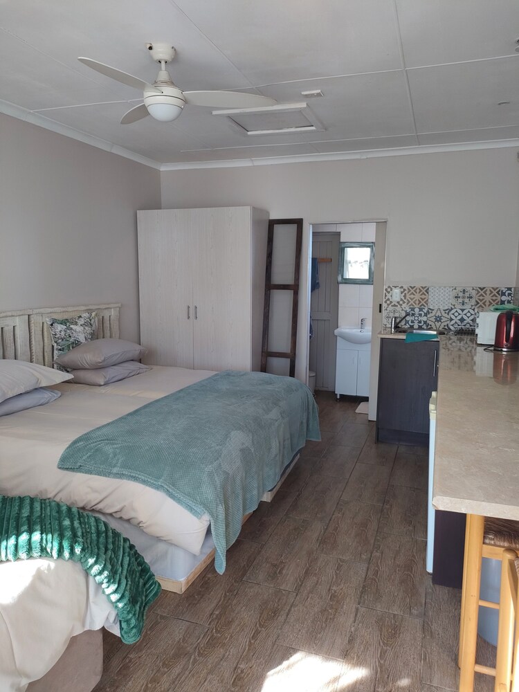 Cove View B&B 15/50
