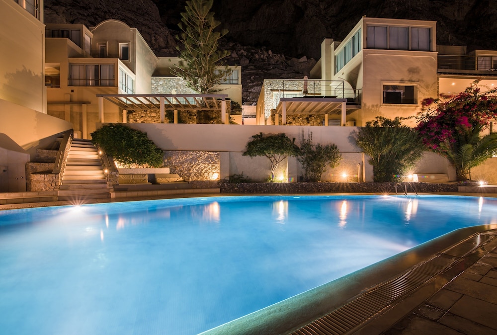 Antinea Suites and Spa 67/75