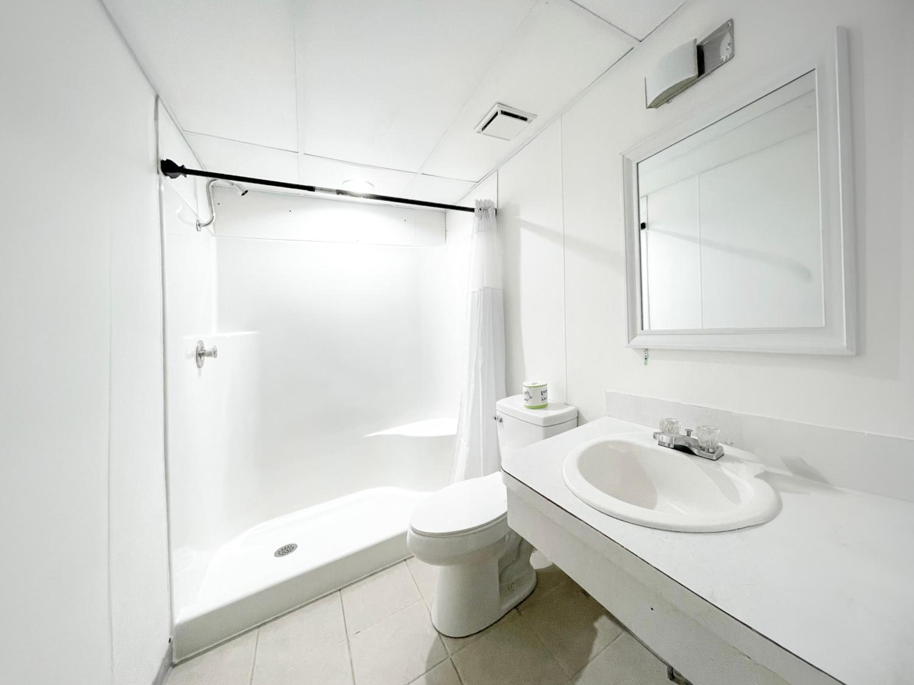 Penn Lodge Hotel & Suites 43/50