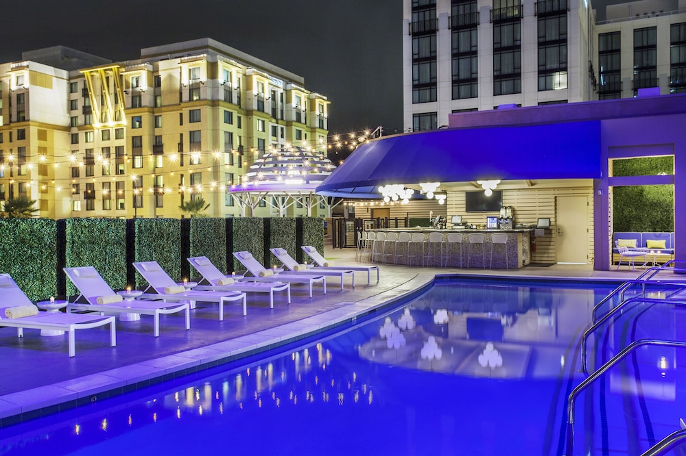 Margaritaville Hotel San Diego Gaslamp Quarter 5/59