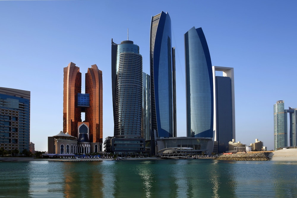 Bab Al Qasr Residence 70/74