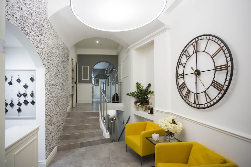DEDO BOUTIQUE HOTEL 50/60