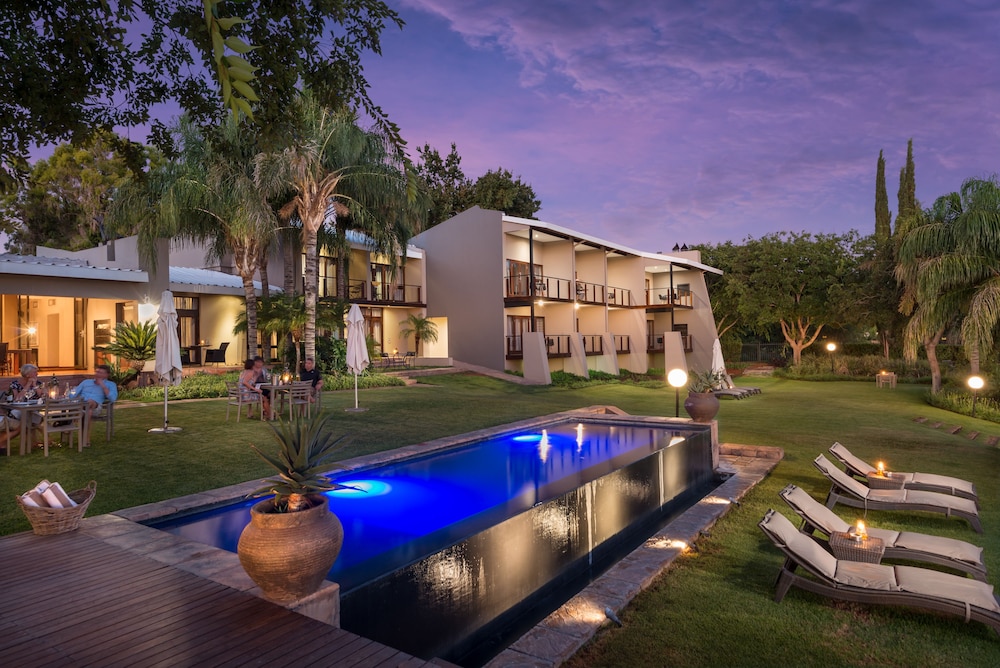 River Place Manor 2/69