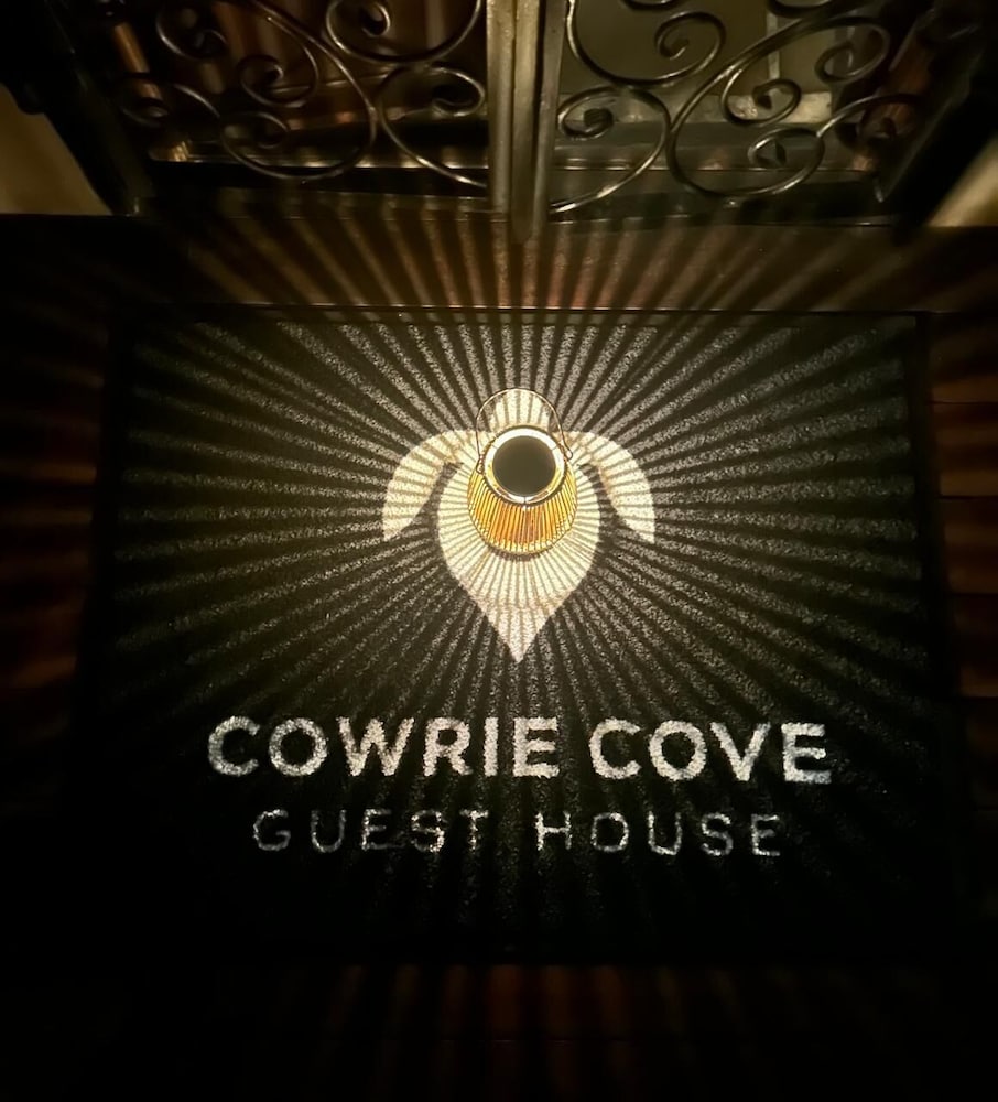 Cowrie Cove Guest House 7/50