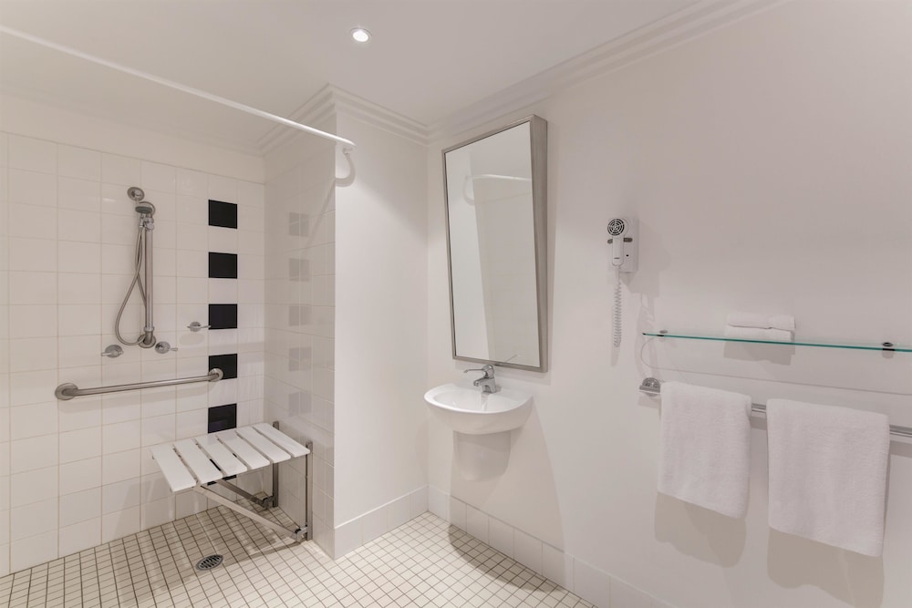 ibis Styles Sydney Central 35/80