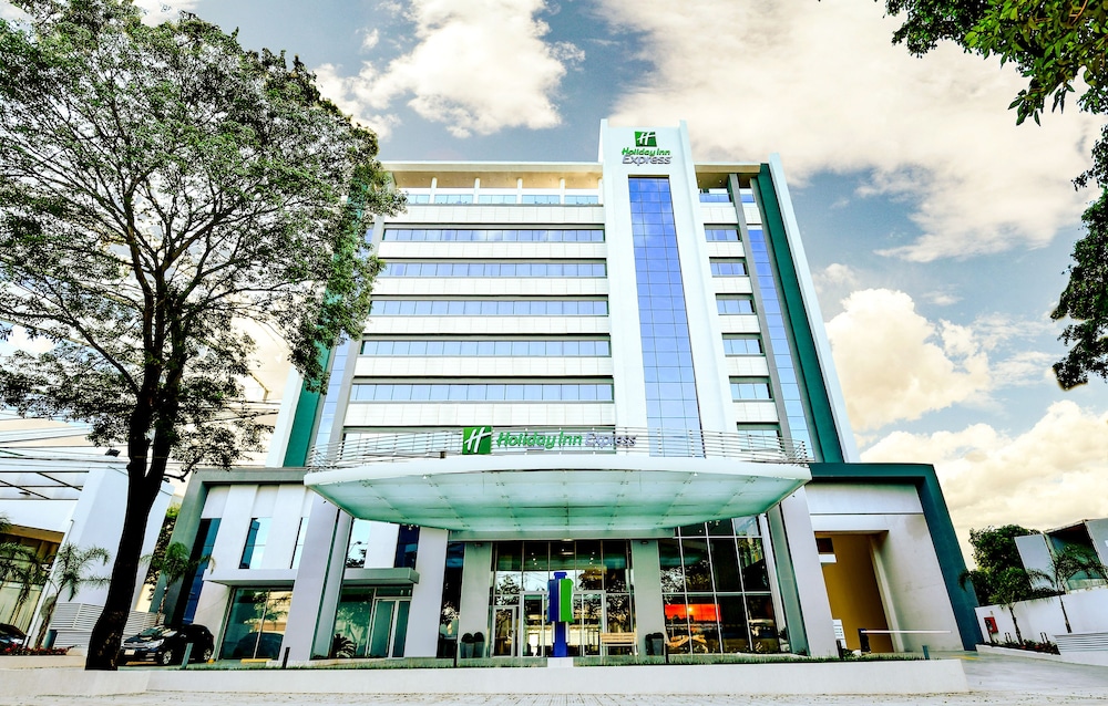 Holiday Inn Express Asuncion Aviadores 1/79