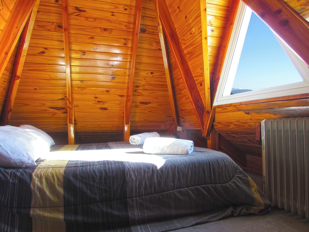 DUPLEX, PANORAMIC, QUEEN BED, LAKE VIEW