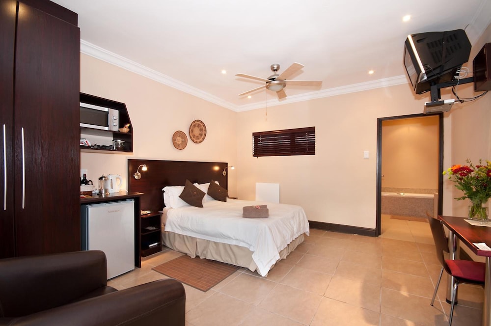Africa Beach B&B 6/31