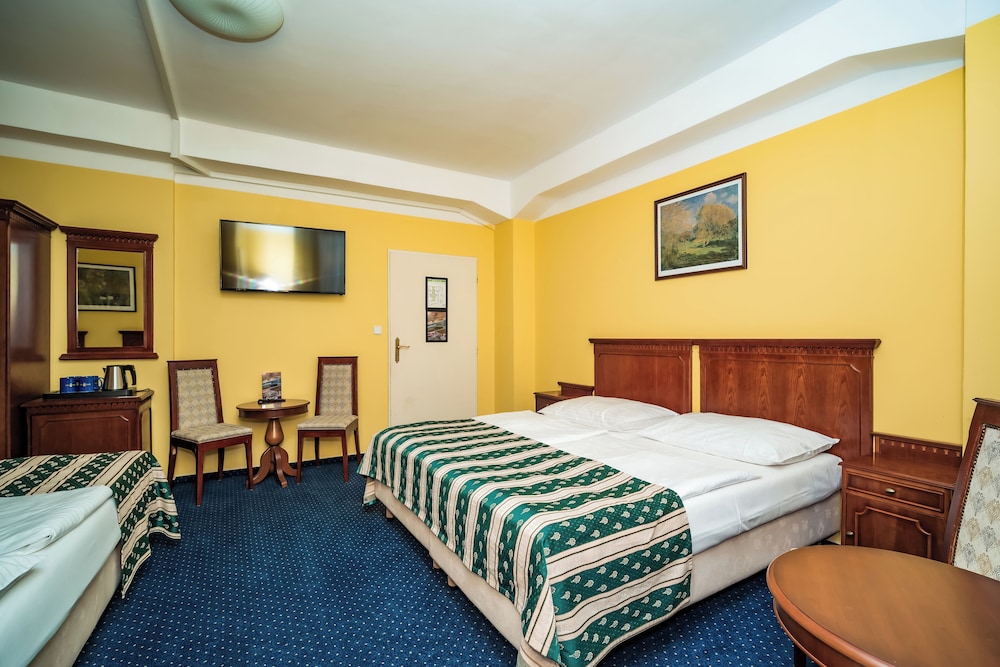 Hotel Otakar 17/50