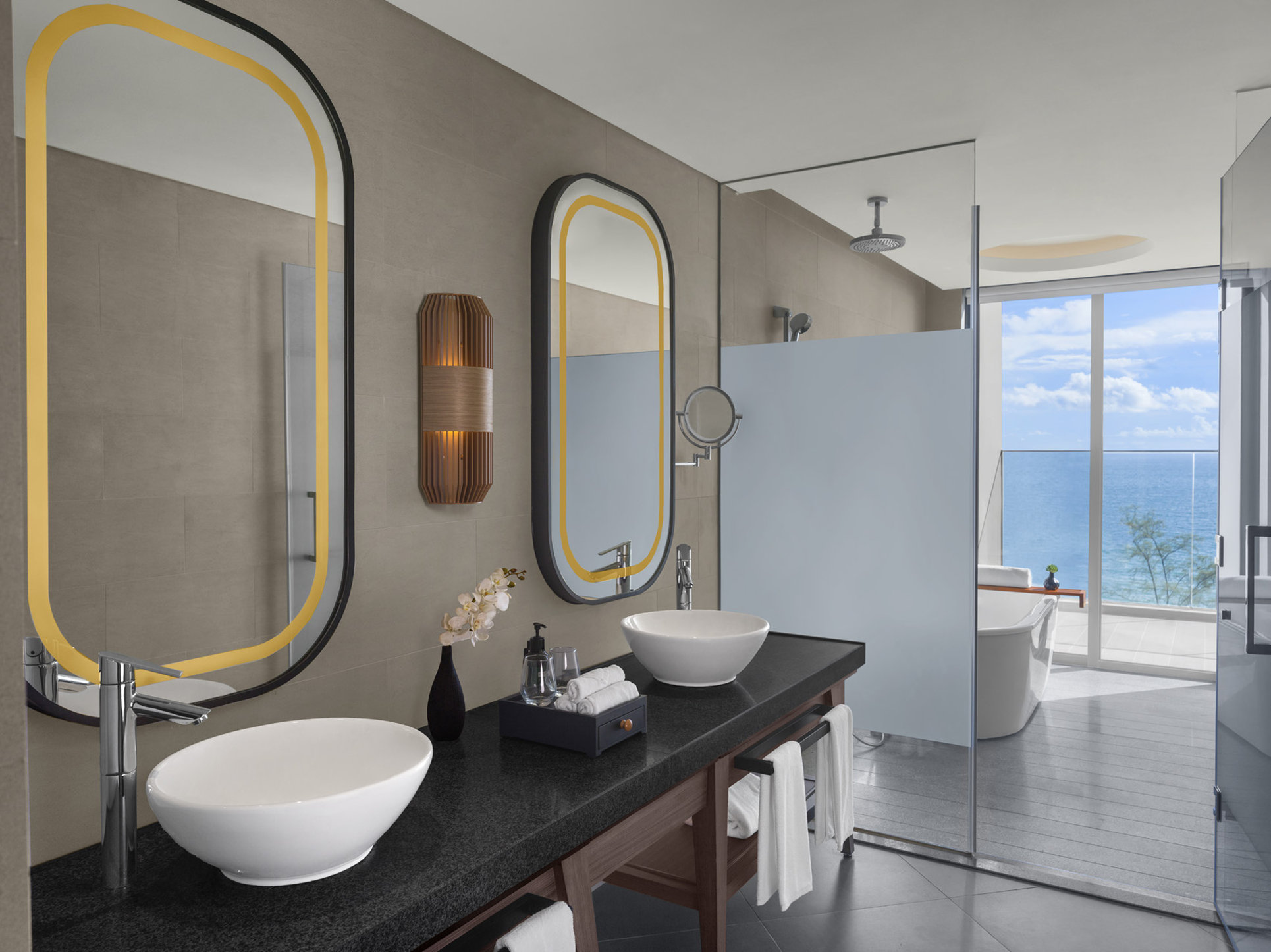 Crowne Plaza Phu Quoc Starbay 75/76
