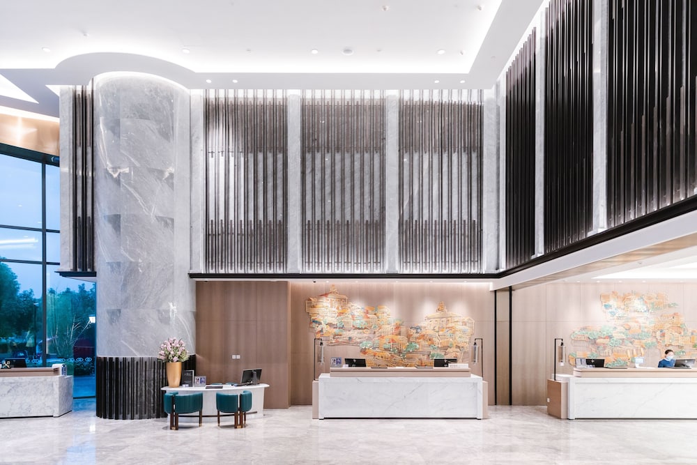 Sofitel Hangzhou Yingguan Hotel 5/76
