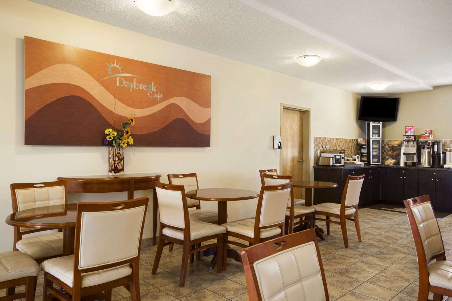Days Inn By Wyndham Bonnyville 39/52