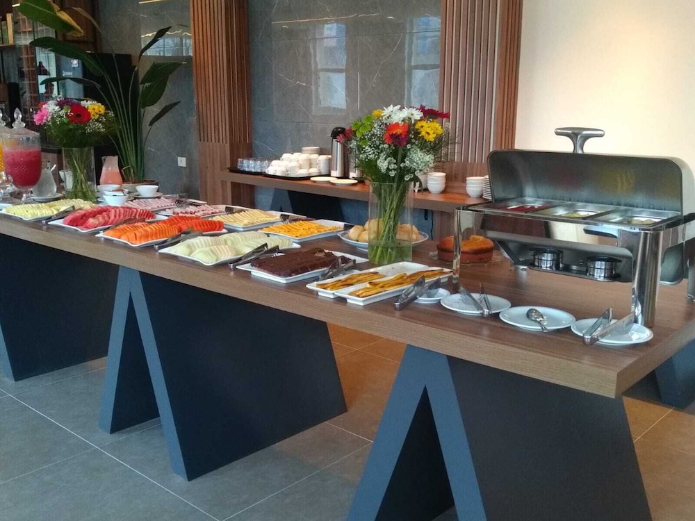Hotel Global Grupos 46/57