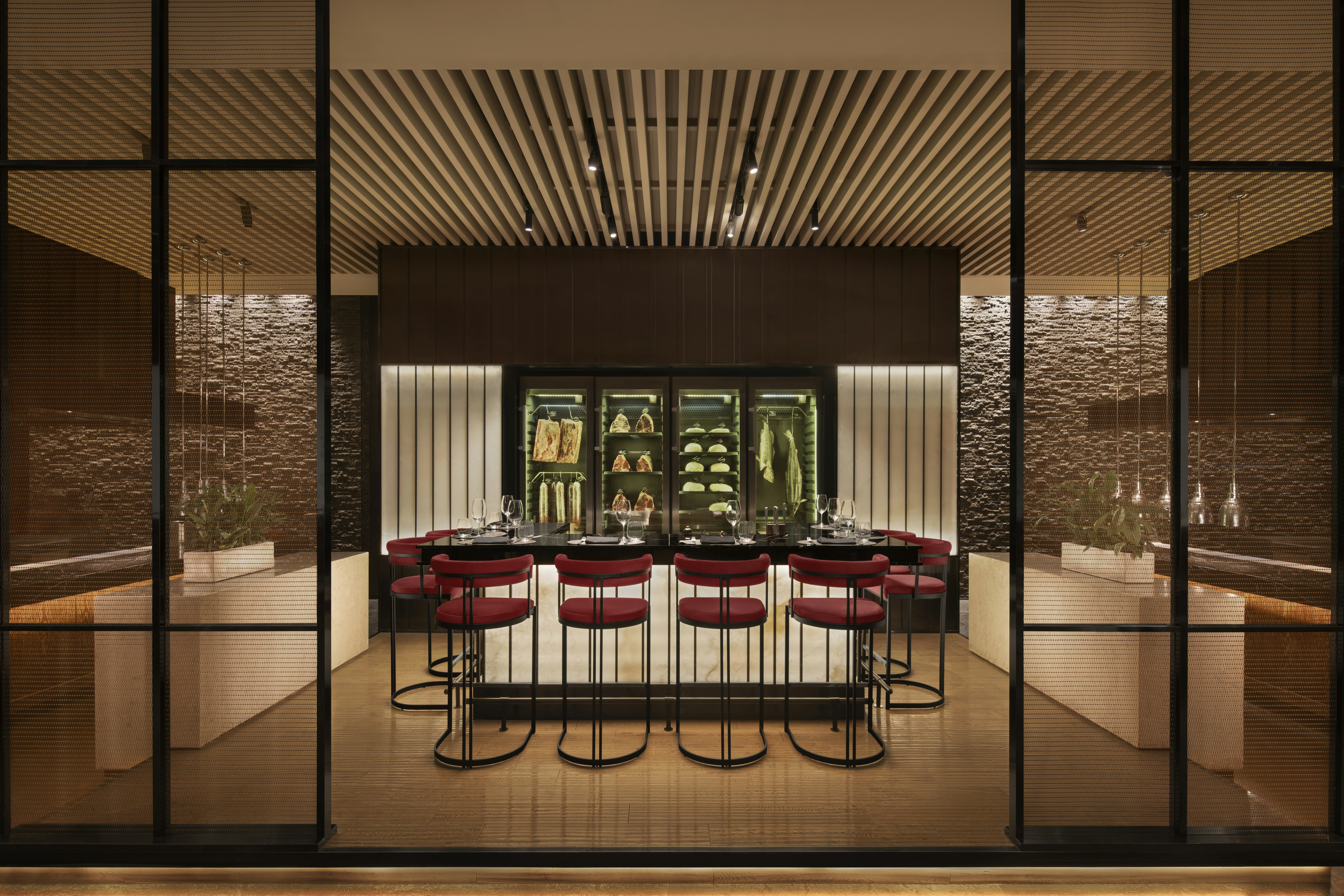 Conrad Seoul 27/78