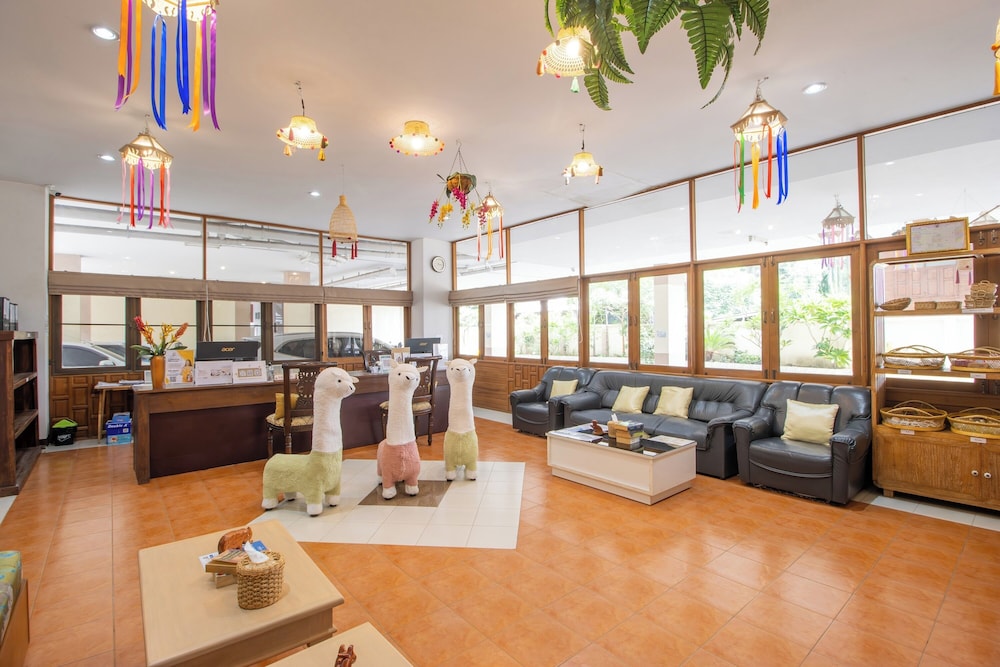 Budget Stars Hotel Chiang Mai by ZUZU 36/57