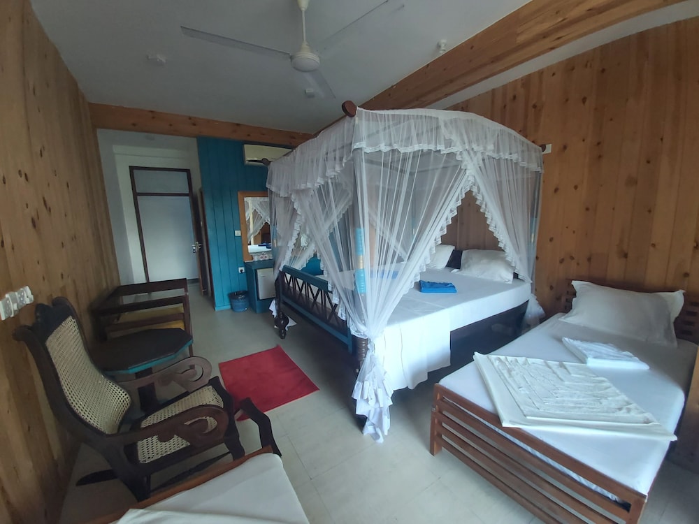 غرفة ديلوكس ثلاثية بسرير مزدوج وسرير فردي، Ocean Reach Holidays 4/7