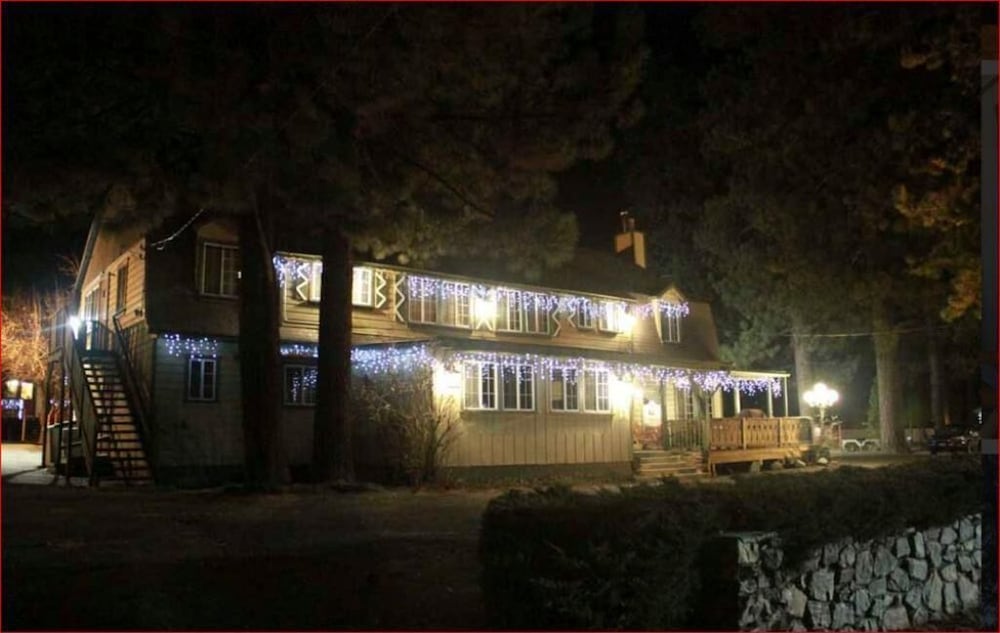 Wolf Creek Resort 10/66