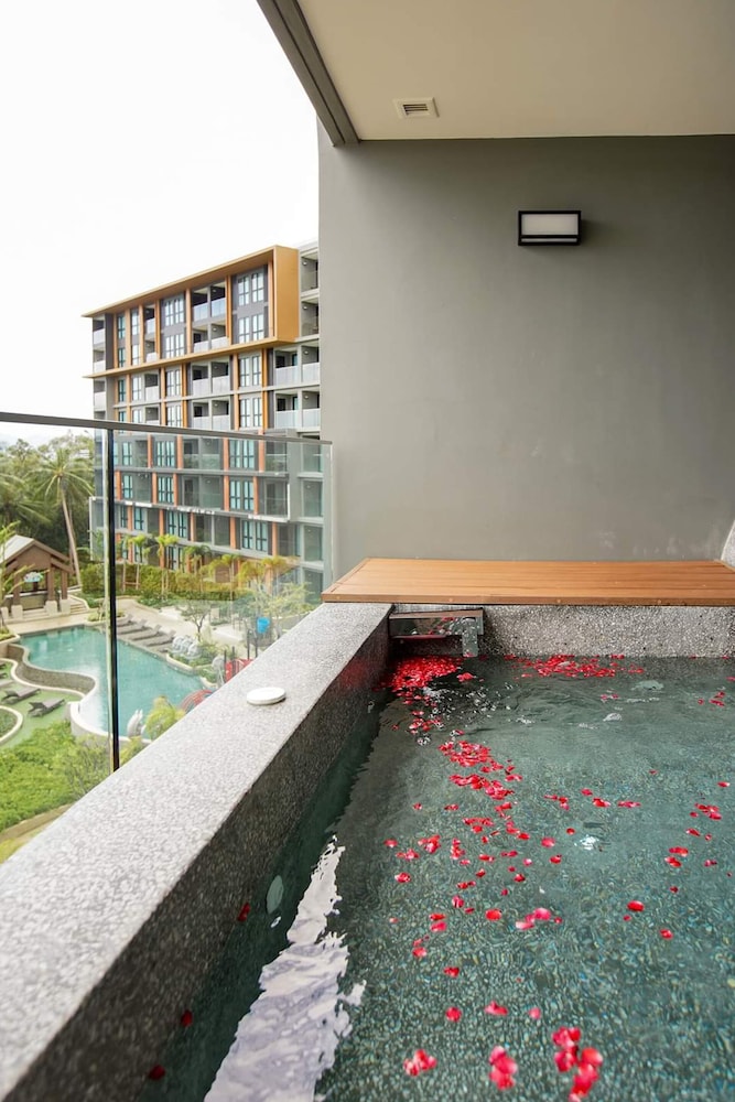 Mida Grande Resort Phuket 44/74