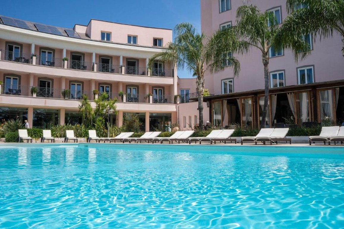 Hotel Isola Sacra Rome Airport 45/50
