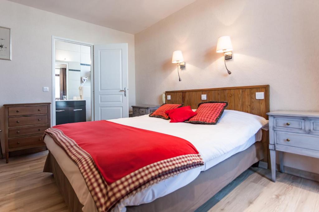 Standard, Double Bed